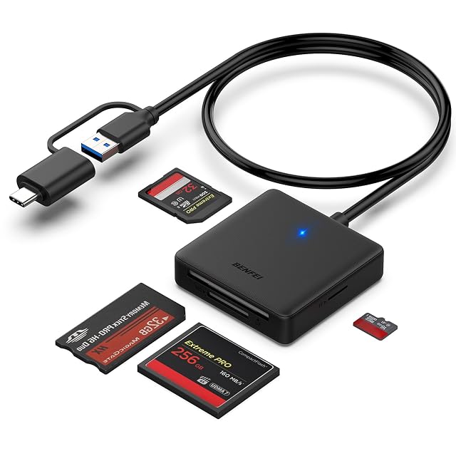 Lettore di schede BENFEI 4 in 1 nero con slot SD, microSD, Memory Stick e CompactFlash