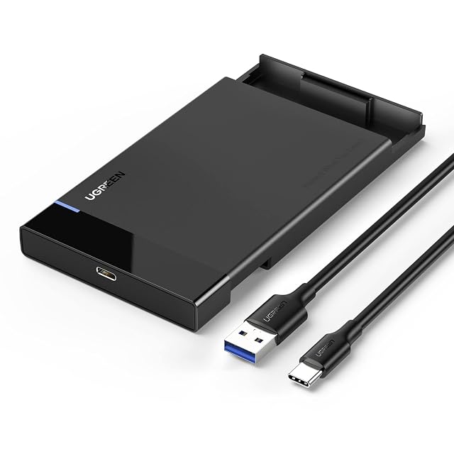 Box per unità SATA da 2,5 pollici UGREEN nero con un cavo USB-C staccabile