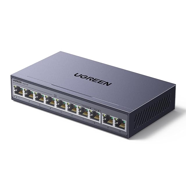 Switch PoE gigabit UGREEN 35372EU a dieci porte in un involucro metallico con otto prese alimentate e due uplink
