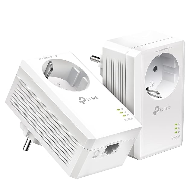 Adattatore powerline TP-Link TL-PA7017P con una presa elettrica passante e una porta Ethernet gigabit